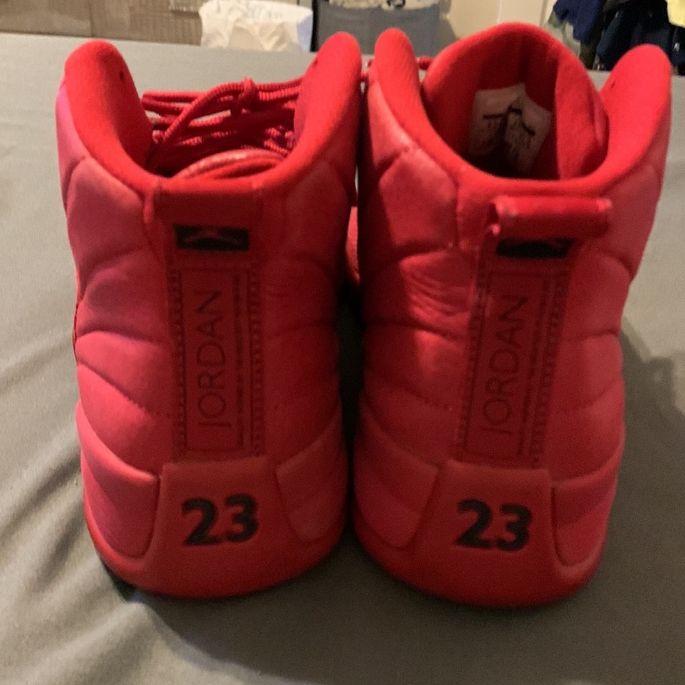 Retro 12 Gym Red - Picture 4 of 4